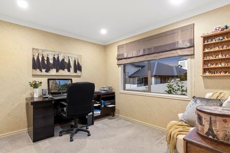 Photo of property in 16 Riddington Rise, Ohauiti, Tauranga, 3112