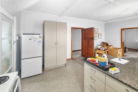 Photo of property in 192 Tasman Street, Opunake, 4616