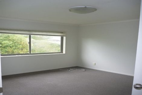 Photo of property in 41 Tiri Tiri Road, Birkdale, Auckland, 0626