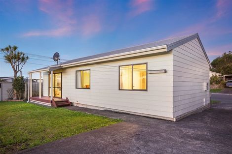 Photo of property in 17 The Bollard, Whitby, Porirua, 5024