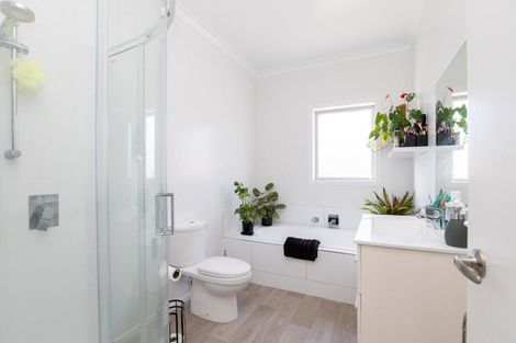 Photo of property in 8 Fernleigh Street, Kerepehi, Paeroa, 3671