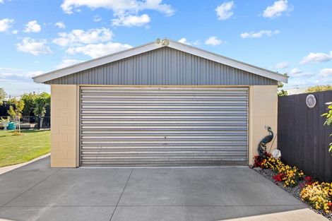 Photo of property in 15 Waratah Street, Avondale, Christchurch, 8061