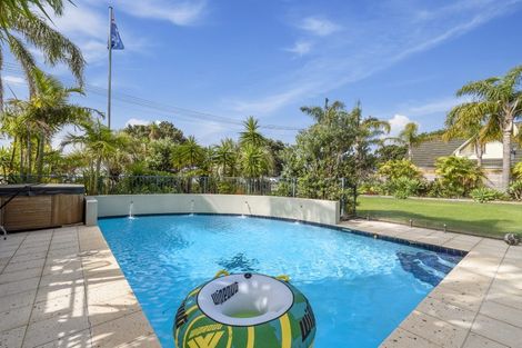 Photo of property in 14 Lansdowne Street, Bayswater, Auckland, 0622