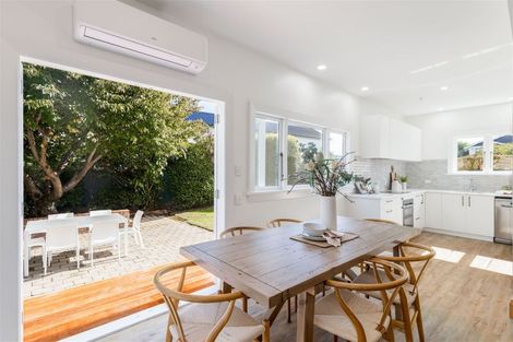 Photo of property in 27 Normans Road, Strowan, Christchurch, 8052