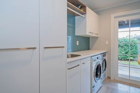 Photo of property in 5 Laura Place, Whitianga, 3510