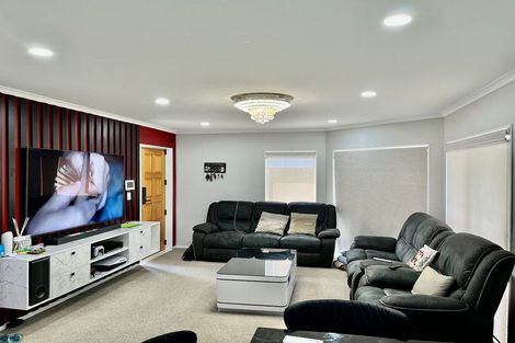 Photo of property in 21a Maxwell Avenue, Papatoetoe, Auckland, 2025