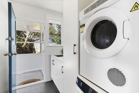 Photo of property in 25 Matatiro Street, Titahi Bay, Porirua, 5022