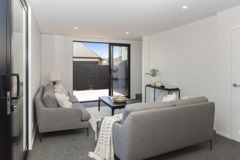 Photo of property in 2/46 Division Street, Riccarton, Christchurch, 8041