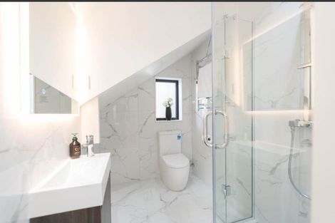 Photo of property in 11c Addison Street, Blockhouse Bay, Auckland, 0600