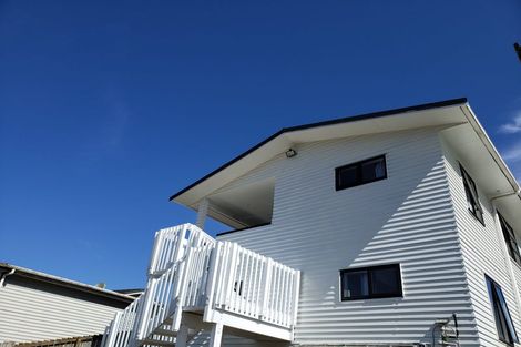 Photo of property in 18 Heathberry Close, Papatoetoe, Auckland, 2025