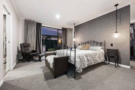 Photo of property in 2 Helen June Avenue, Flagstaff, Hamilton, 3210