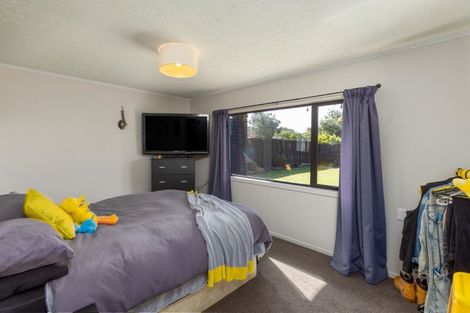 Photo of property in 22 Sandra Street, South New Brighton, Christchurch, 8062
