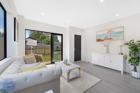 Photo of property in 140a Edgewater Drive, Pakuranga, Auckland, 2010