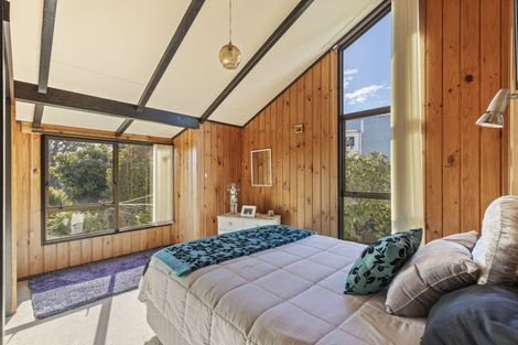 Photo of property in 19 Caledonia Place, Highlands Park, New Plymouth, 4312