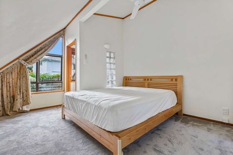 Photo of property in 58a Lantana Road, Green Bay, Auckland, 0604