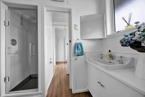 Photo of property in 9 Waimea Street, Westown, New Plymouth, 4310