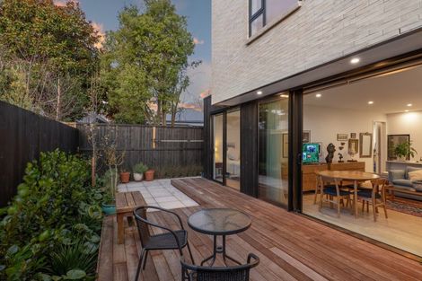 Photo of property in 4/18 Cornwall Street, St Albans, Christchurch, 8014