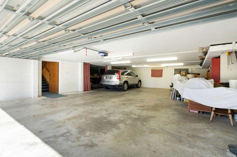 Photo of property in 76 Highbury Drive, Levin, 5510