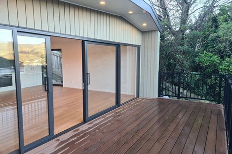 Photo of property in 12 Chester Road, Tawa, Wellington, 5028