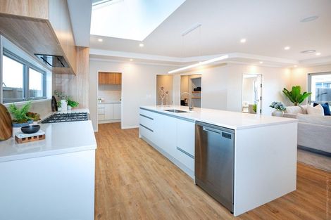 Photo of property in 21 Ridgeland Way, West Melton, 7618