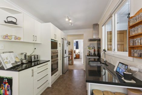 Photo of property in 449 Ohiro Road, Brooklyn, Wellington, 6021