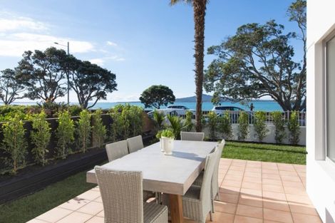 Photo of property in 1/211 Tamaki Drive, Kohimarama, Auckland, 1071