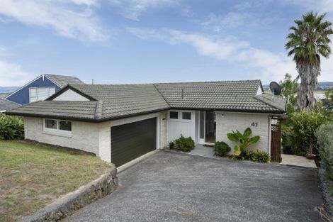 Photo of property in 41 Hadfield Street, Beach Haven, Auckland, 0626