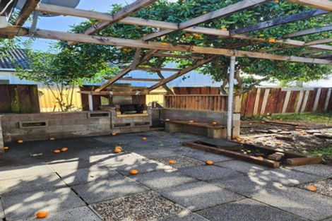 Photo of property in 121a Russell Road, Manurewa, Auckland, 2102