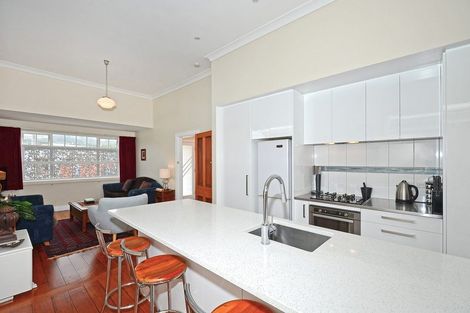 Photo of property in 6 Queen Street, Petone, Lower Hutt, 5012