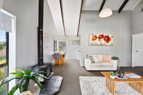 Photo of property in 65a Vardon Road, St Andrews, Hamilton, 3200