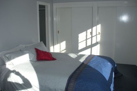 Photo of property in 8c Somerset Avenue, Newtown, Wellington, 6021