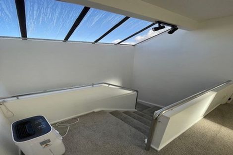 Photo of property in 2/12 Craig Road, Milford, Auckland, 0620