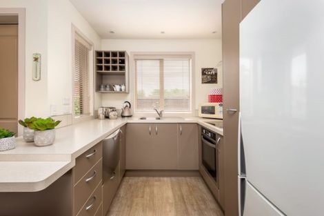 Photo of property in 2/49 Gardiners Road, Bishopdale, Christchurch, 8051