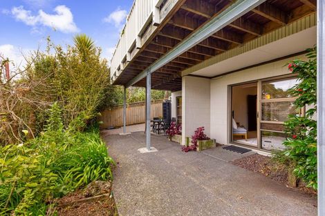 Photo of property in 2/22 Hastings Road, Mairangi Bay, Auckland, 0630