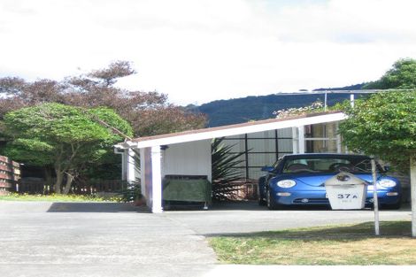 Photo of property in 37 Shanly Street, Brown Owl, Upper Hutt, 5018