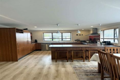 Photo of property in 42 Peter Hall Drive, Kelvin Grove, Palmerston North, 4414