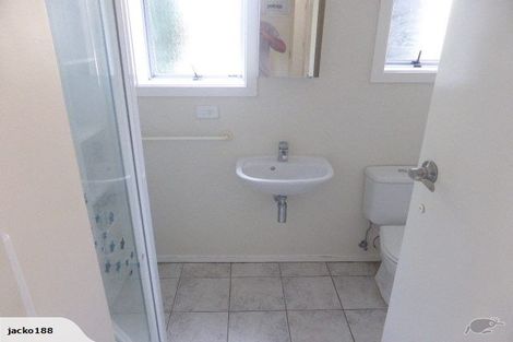 Photo of property in 1/65 Salamanca Road, Sunnynook, Auckland, 0620