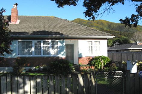 Photo of property in 22 Bauchop Road, Waterloo, Lower Hutt, 5011