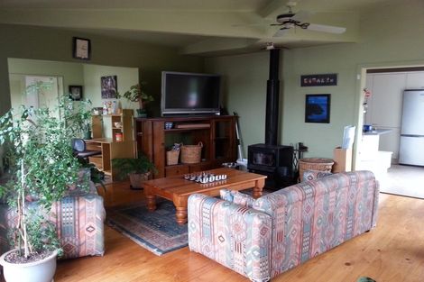 Photo of property in 23 Ferry Parade, Herald Island, Auckland, 0618