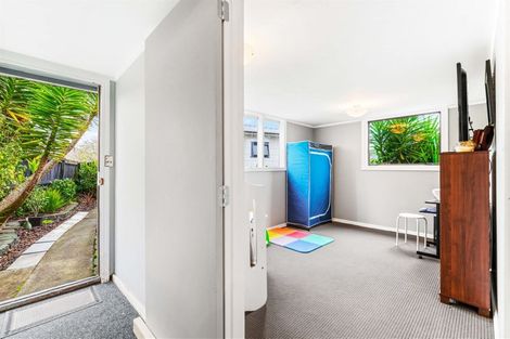 Photo of property in 2/9 Applewood Drive, Henderson, Auckland, 0612