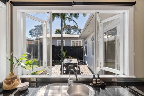 Photo of property in 79a Pah Road, Royal Oak, Auckland, 1023