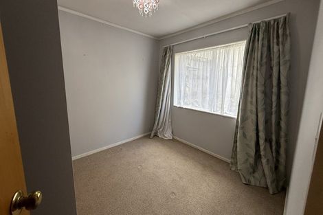 Photo of property in 3/74 West Coast Road, Glen Eden, Auckland, 0602