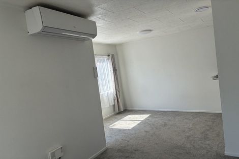 Photo of property in 454 Swanson Road, Ranui, Auckland, 0612