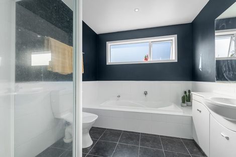 Photo of property in 12a Bledisloe Street, Cockle Bay, Auckland, 2014