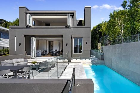 Photo of property in 30 Ridings Road, Remuera, Auckland, 1050