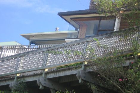 Photo of property in 72 Moana Road, Kelburn, Wellington, 6012