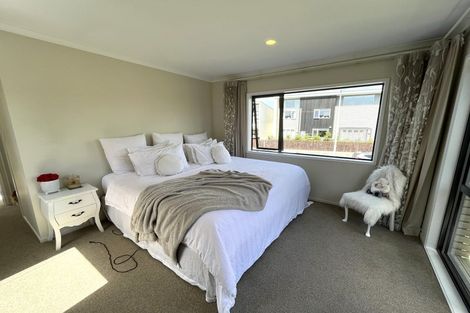 Photo of property in 63 Buckley Avenue, Hobsonville, Auckland, 0616