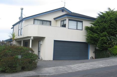 Photo of property in 7 Meadowcroft Grove, Johnsonville, Wellington, 6037