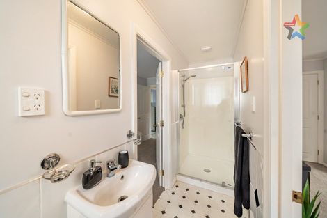 Photo of property in 23 Wyndrum Avenue, Waterloo, Lower Hutt, 5011