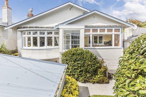Photo of property in 11 Firth Terrace, Karori, Wellington, 6012